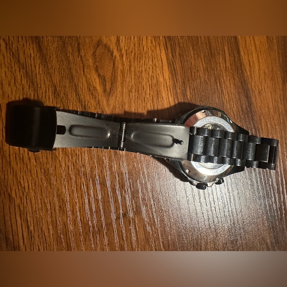 Men’s Watch - Picture 5 of 6